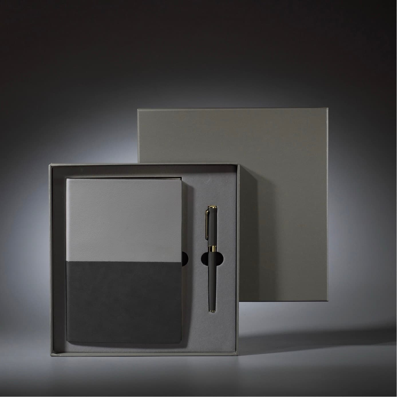 Welcome Essential Gift Kit